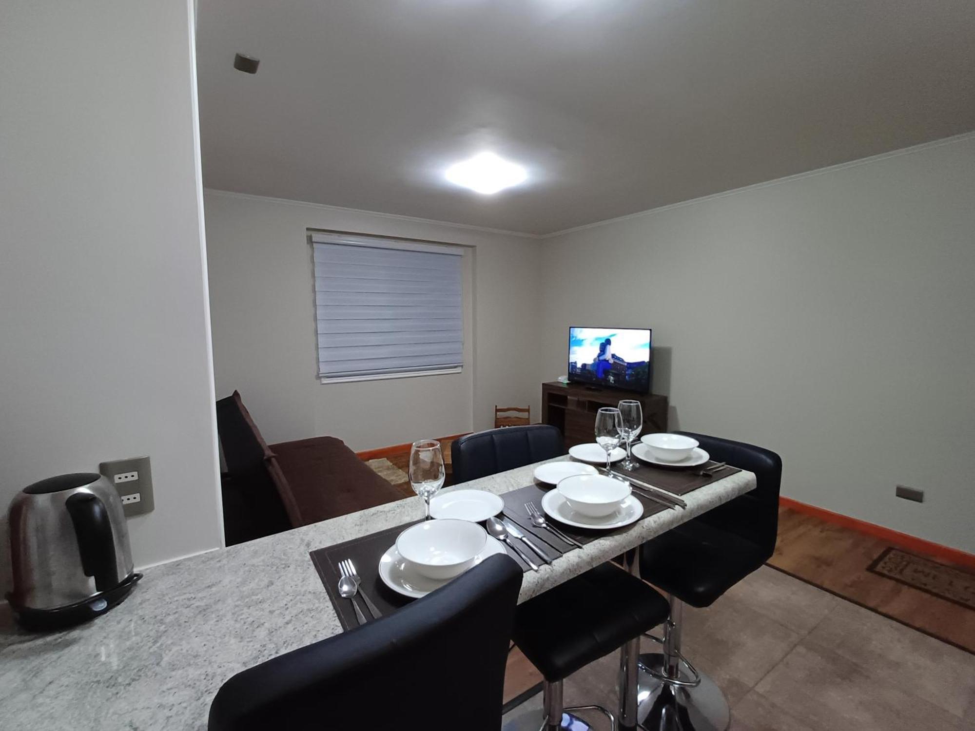 Departamento Cercano A La Playa Y Centro De *